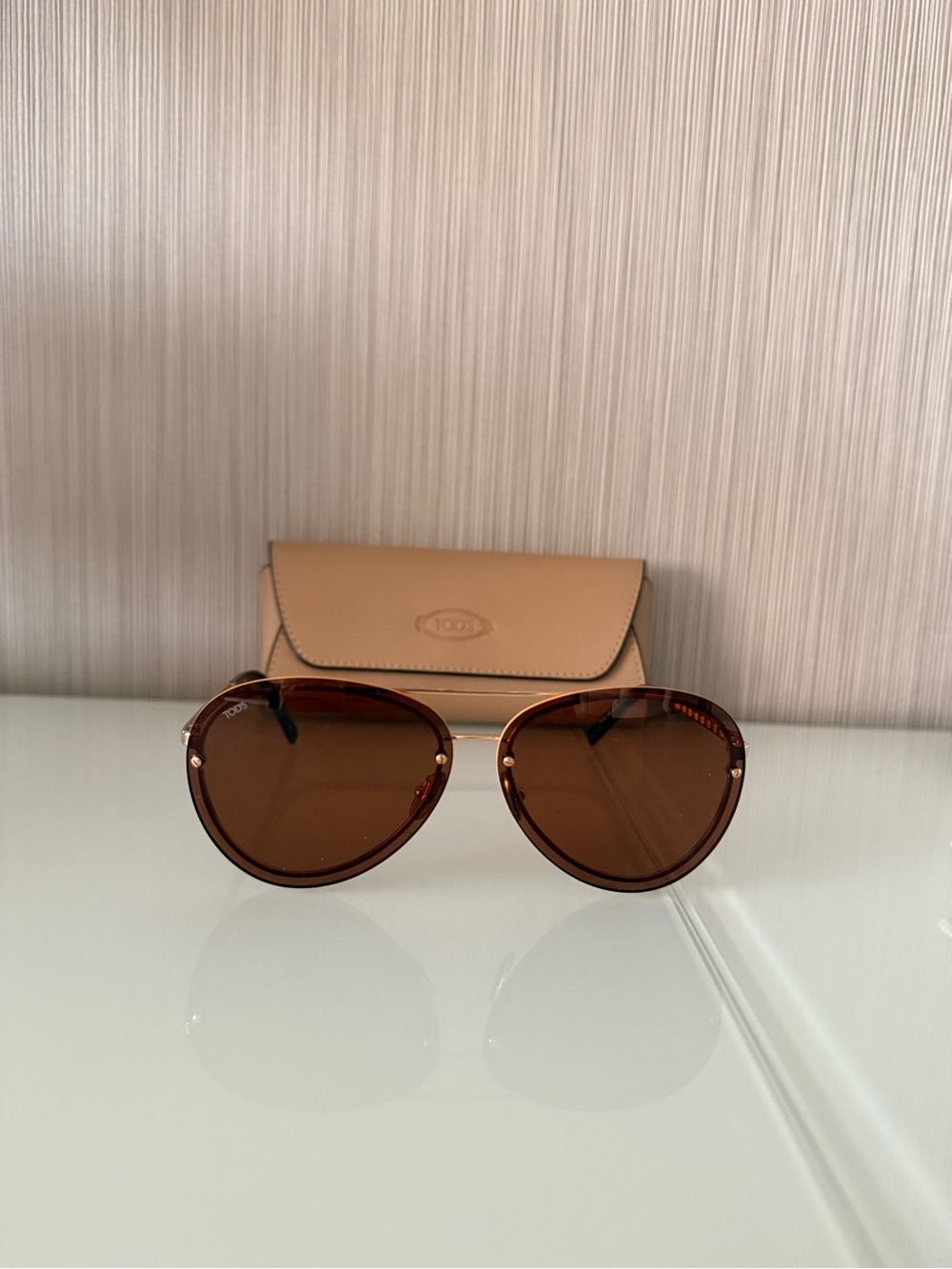Tod's Brown Women's Aviator Sunglasses with Tan Case